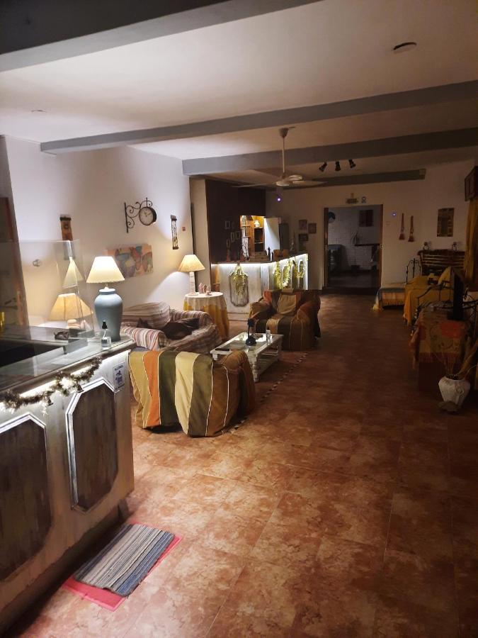 Posada De La Villa Villa Gesell Eksteriør bilde