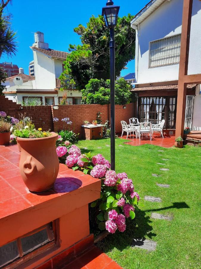 Posada De La Villa Villa Gesell Eksteriør bilde