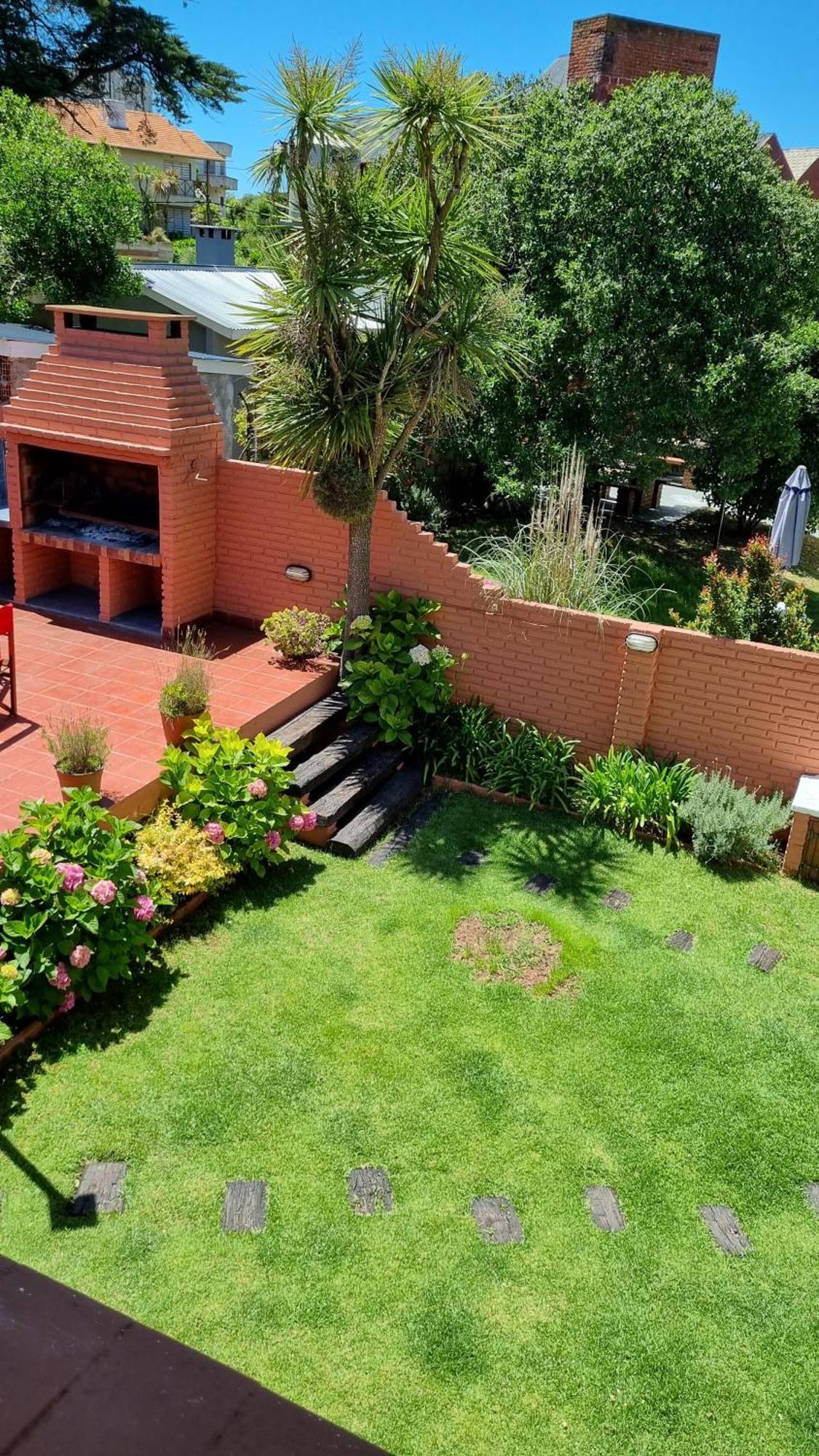 Posada De La Villa Villa Gesell Eksteriør bilde