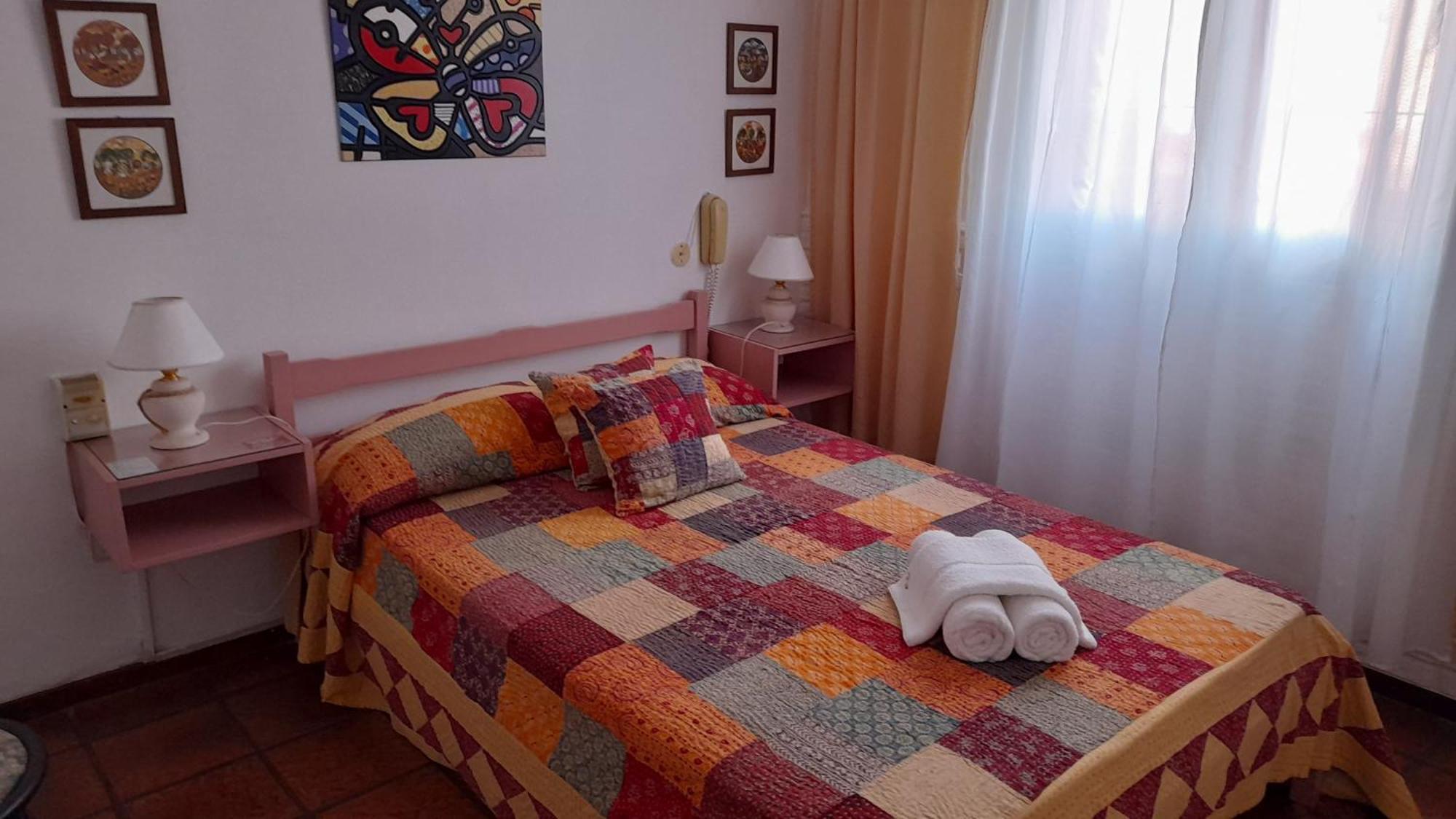 Posada De La Villa Villa Gesell Eksteriør bilde